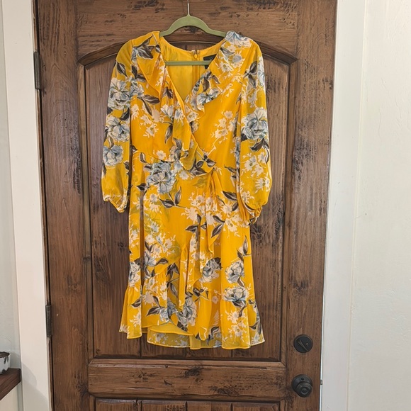 Adrianna Papell Dresses & Skirts - Adrianna Papell Yellow Bishop Sleeve Sundress